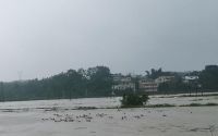 广西防城港光坡镇遭遇273毫米强降雨，村庄内涝民居被浸泡